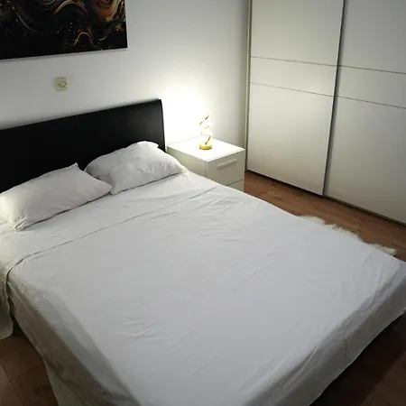 Emily Garden City Apartment With Private Parking Apartman Split