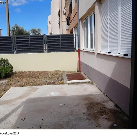 Emily Garden City Apartment With Private Parking Apartman Split