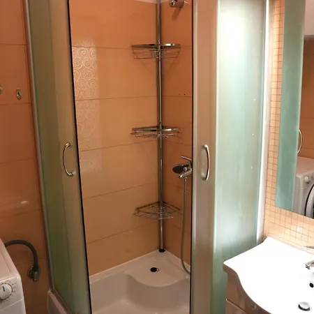 Apartman Emily Garden City Apartment With Private Parking