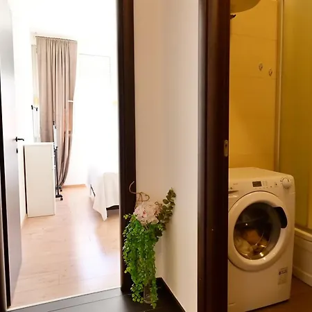 Emily Garden With Private Parking Спліт