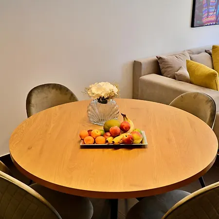 Apartment Emily Garden With Private Parking Split